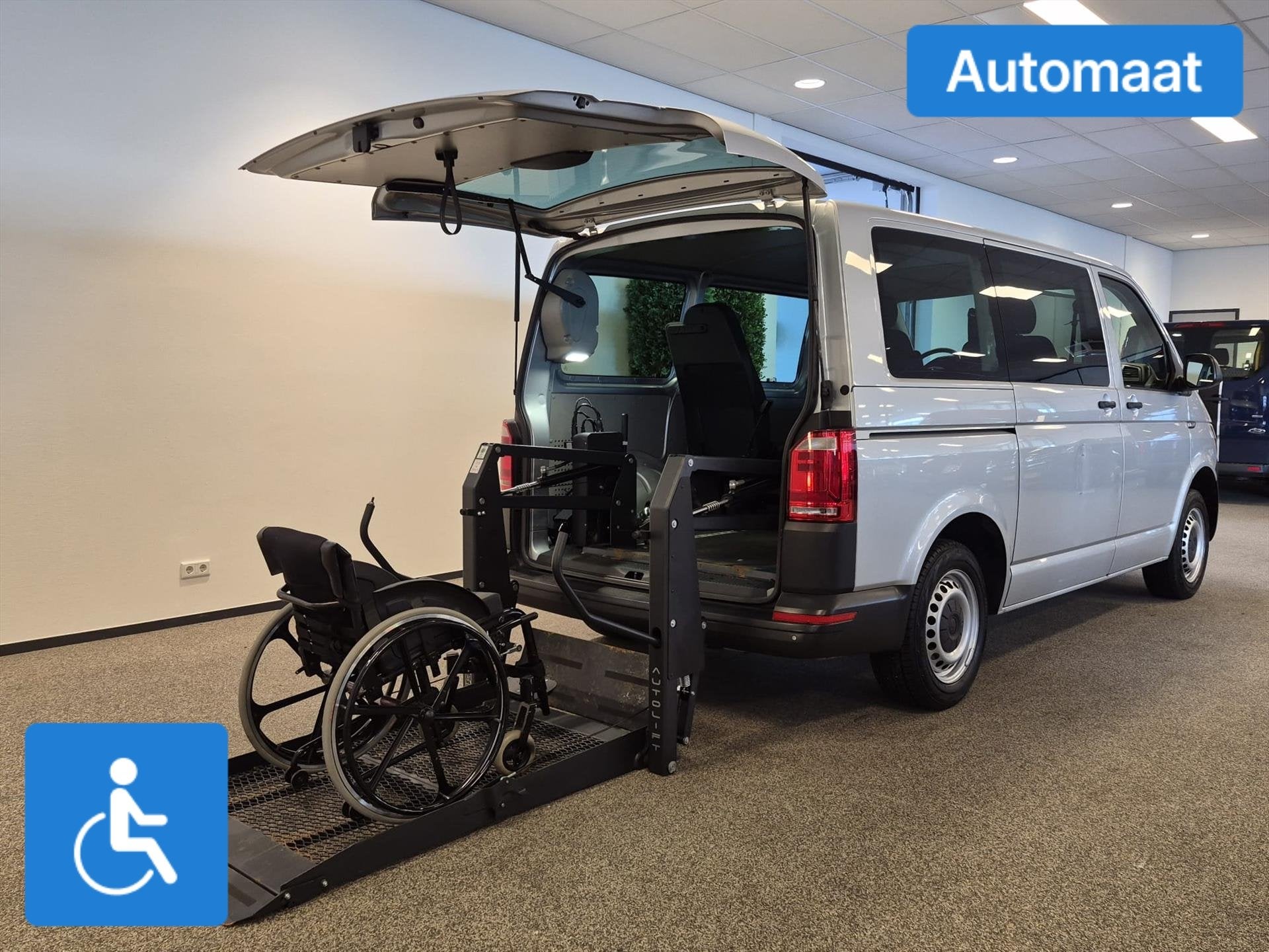 Volkswagen Transporter L1H1 Rolstoelbus Automaat, Automaat, 12 maanden, Stof, Gebruikt