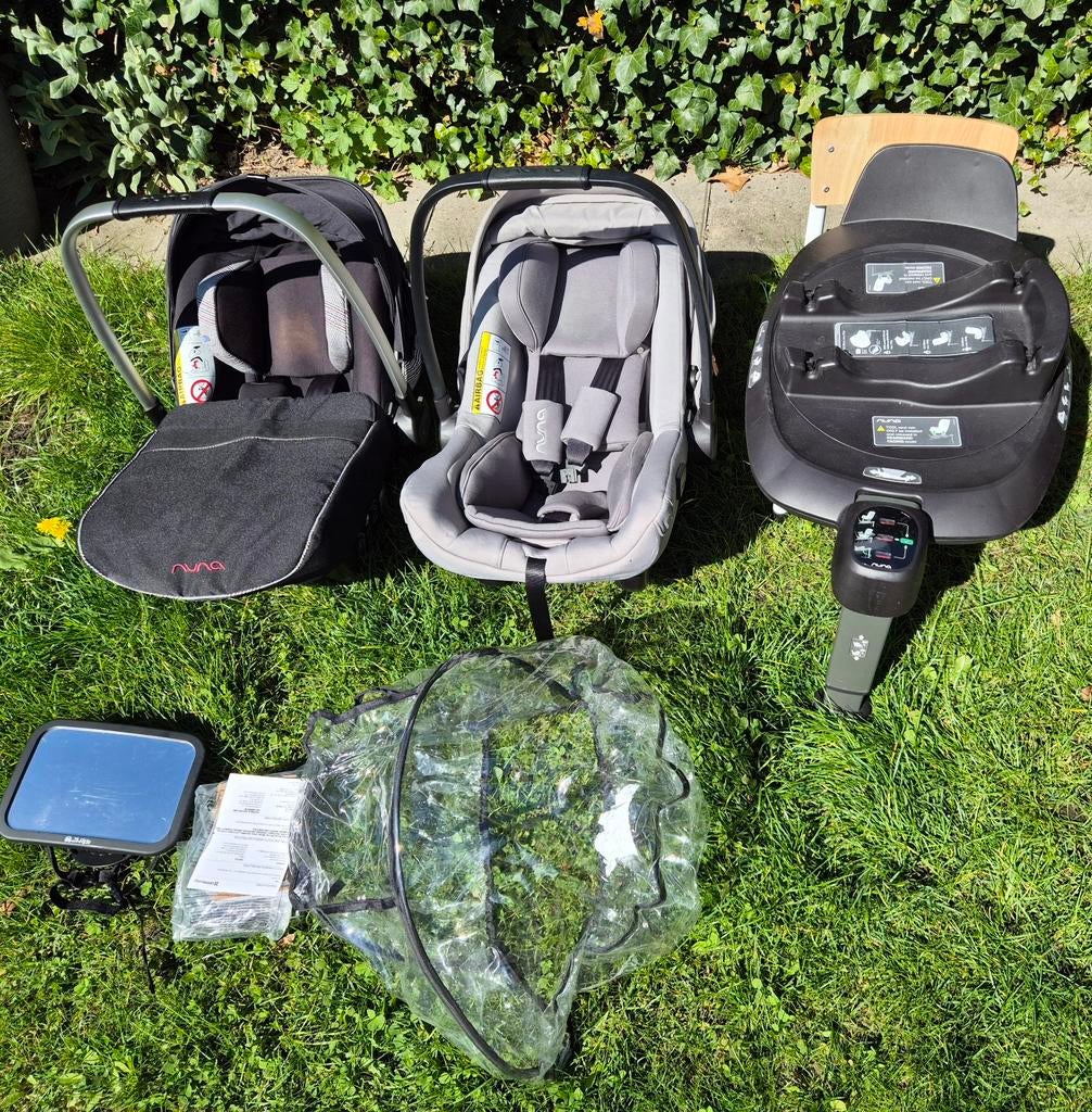Nuna Pipa Next autostoeltjes en 360 Base incl. accessoires, Kinderen en Baby's, Autostoeltjes, Gebruikt, Overige merken, 0 t/m 13 kg