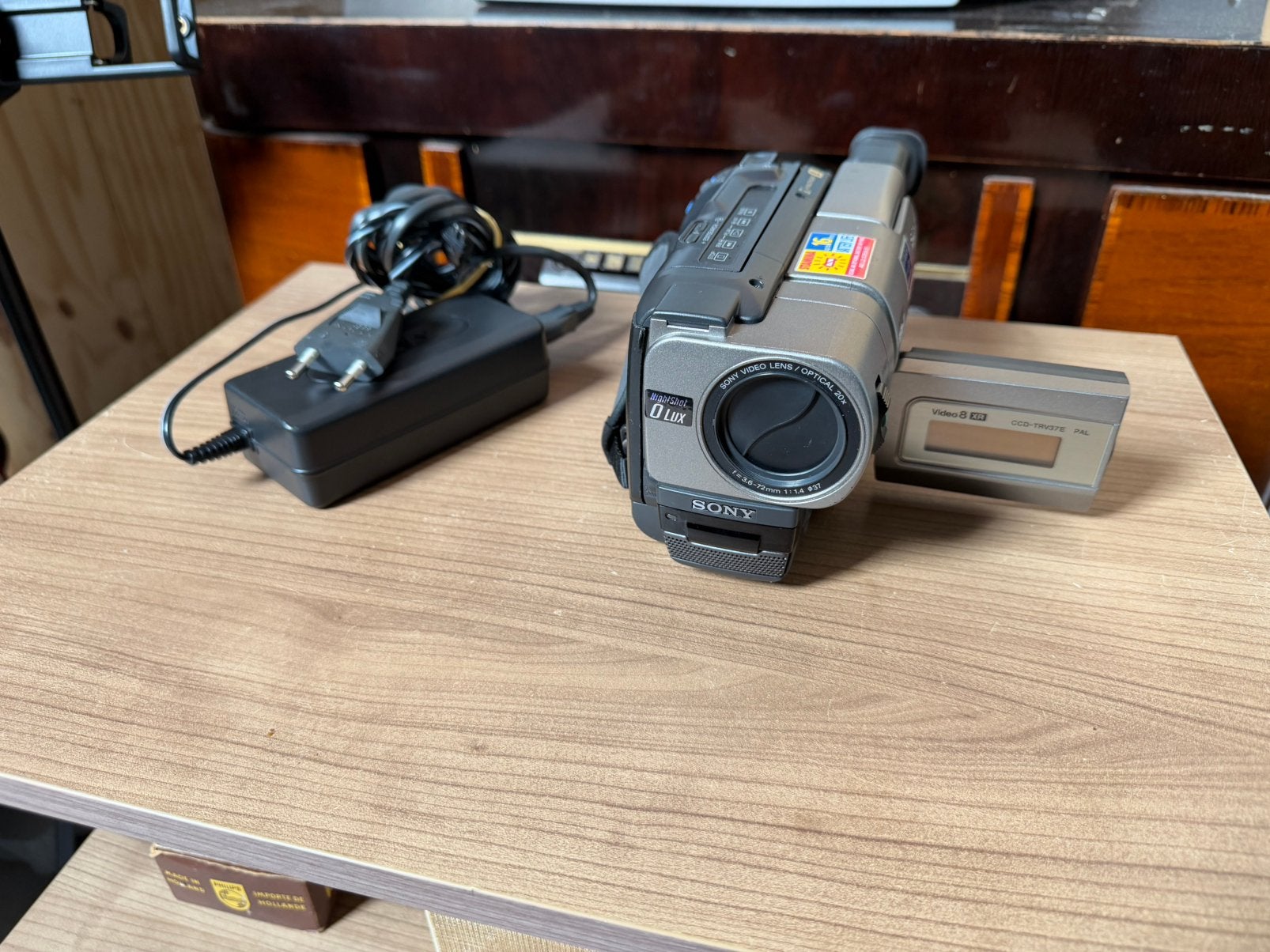 Sony CCD-TRV37E Video8 XR Videocamera, Ophalen of Verzenden, Zo goed als nieuw, Sony, 20x of meer