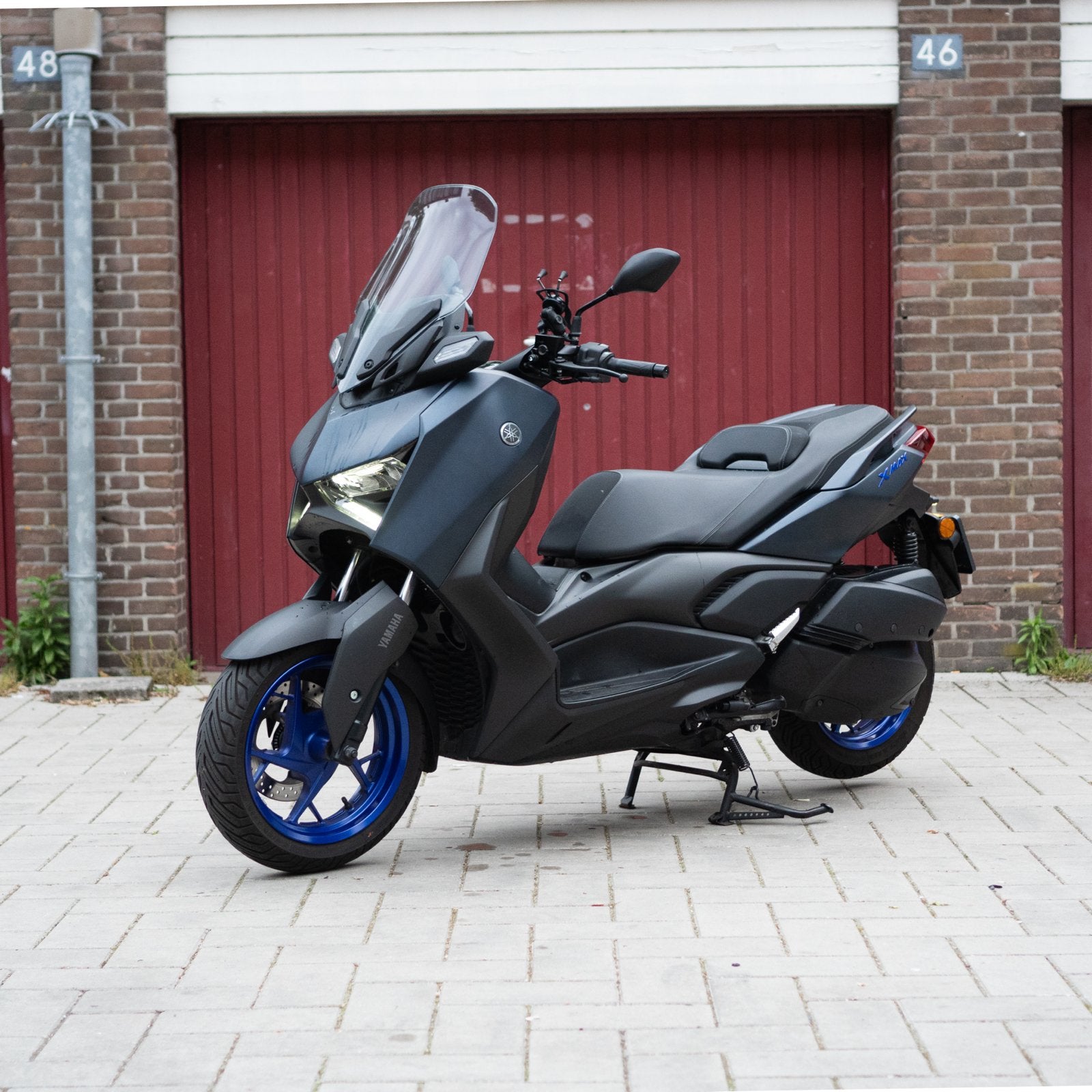 Yamaha X MAX 300 - Zo goed als nieuw, weinig kilometers, Motoren, Scooter, 300 cc, Gebruikt, Particulier