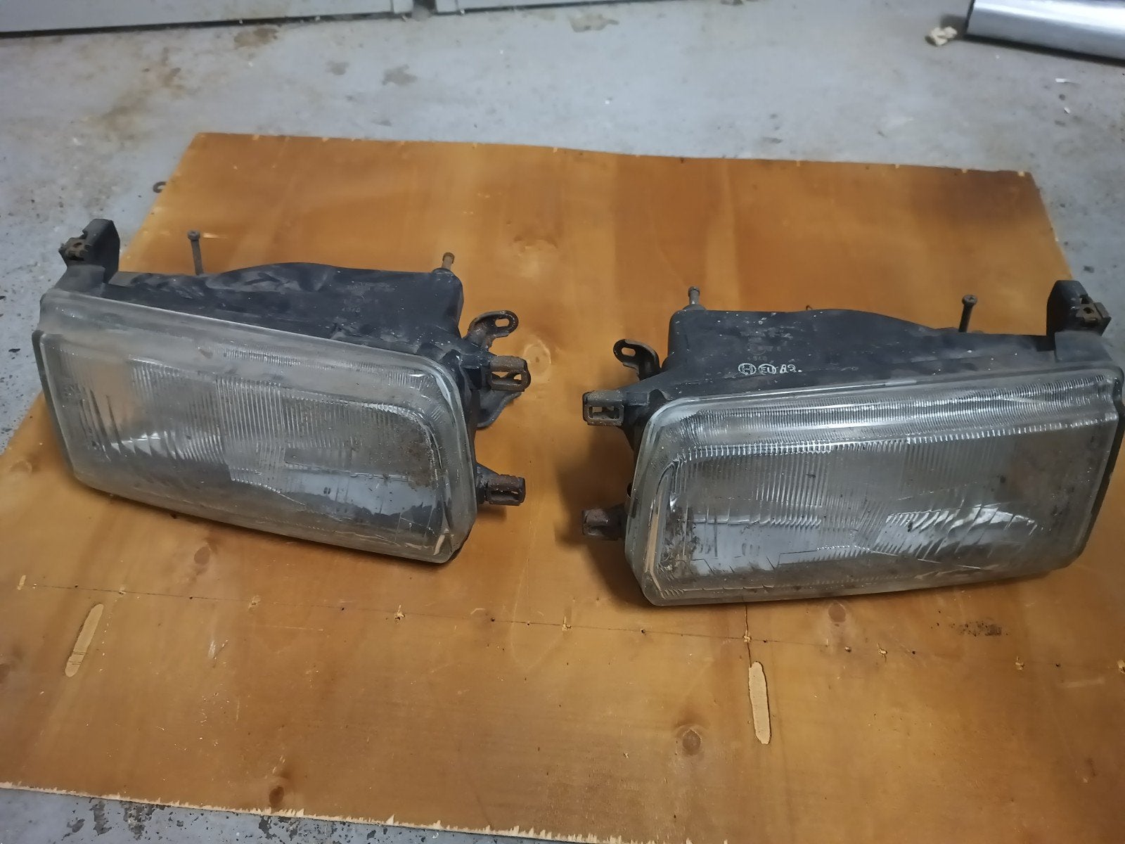 Koplampen Toyota Corolla AE82 (set van 2), Ophalen, Gebruikt, Toyota