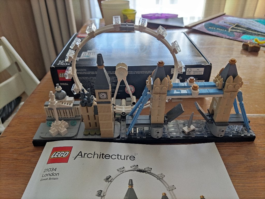 Lego Londen 21034 compleet, Hobby en Vrije tijd, Ophalen of Verzenden, Zo goed als nieuw, Groter dan 1:32