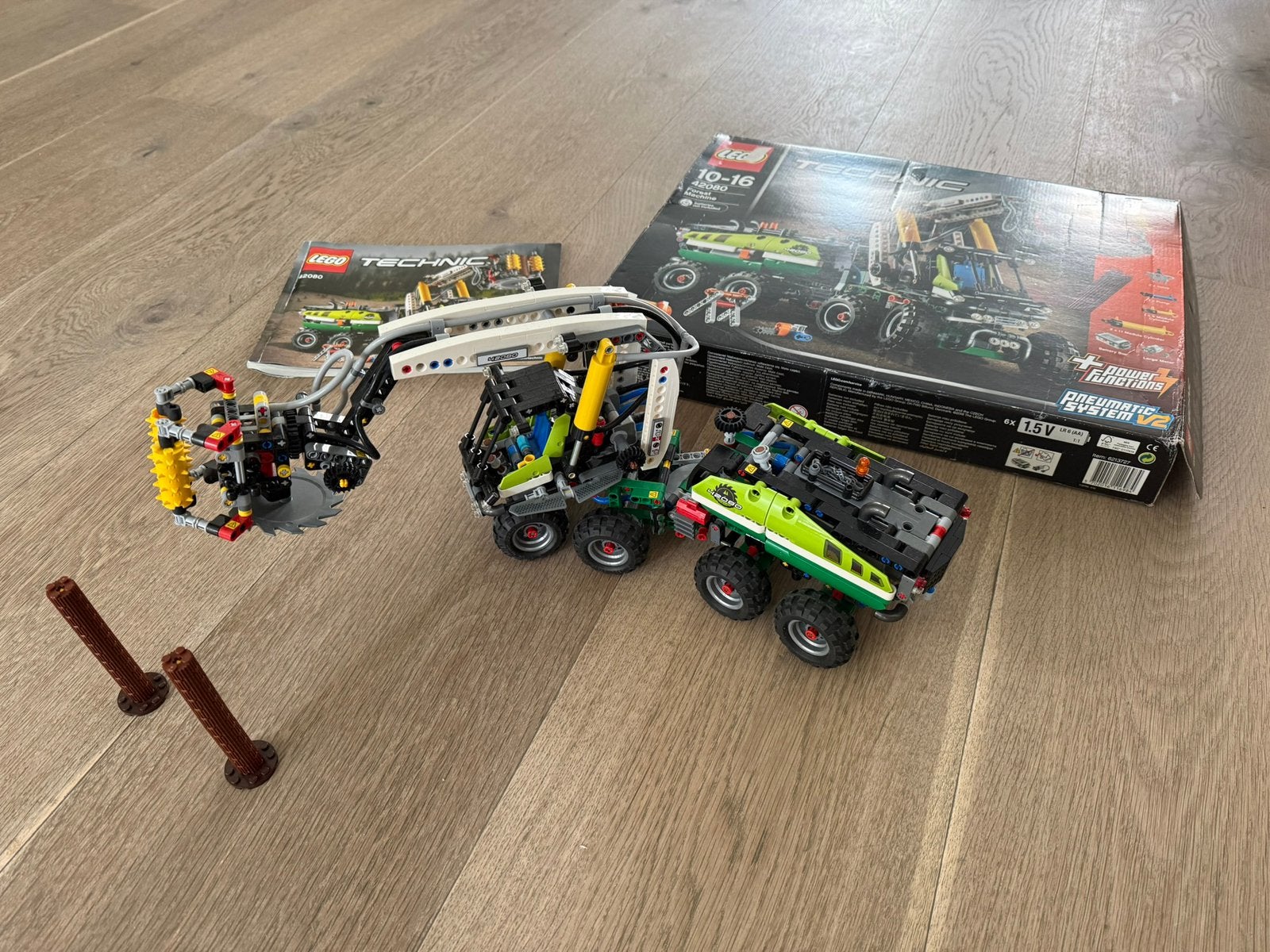 Lego Technic 42080 Bosmachine met Pneumatisch Systeem V2, Lego, Ophalen of Verzenden, Zo goed als nieuw, Complete set