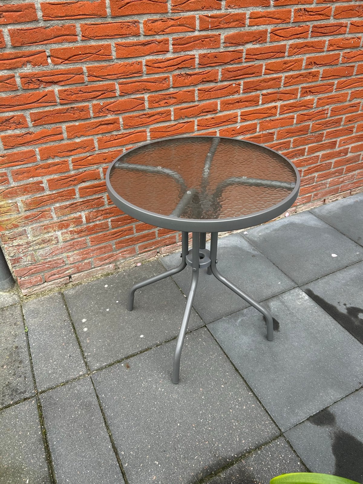 Ronde tuintafel met glazen blad - Gebruikt, Ophalen, Zo goed als nieuw, Rond, Metaal