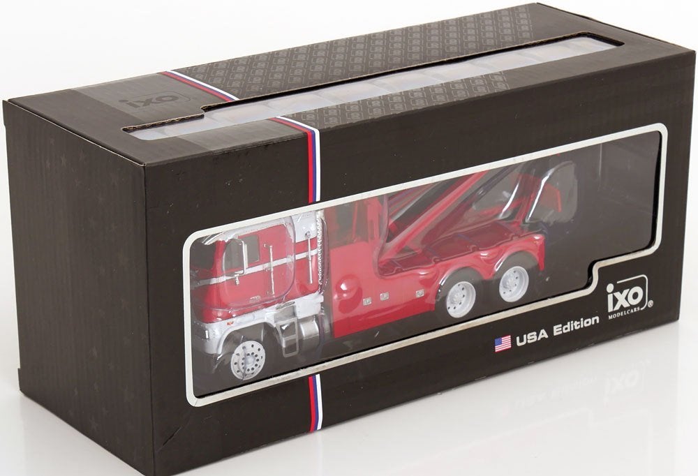 IXO 1:43 Freightliner FLA 1987 rood/ wit - IXO America, Hobby en Vrije tijd, Overige merken, -, -, Nieuw