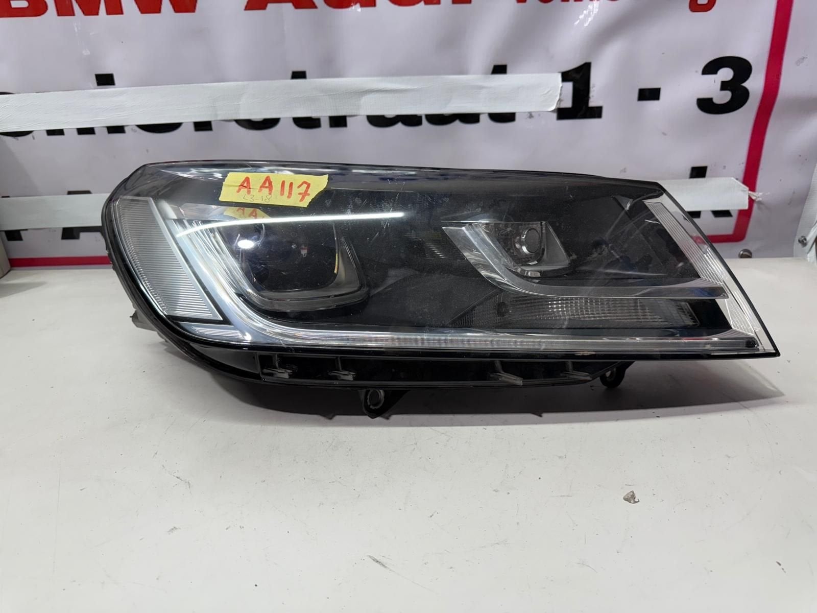 Volkswagen Touareg II Koplamp, Gebruikt, -, -, Ophalen of Verzenden