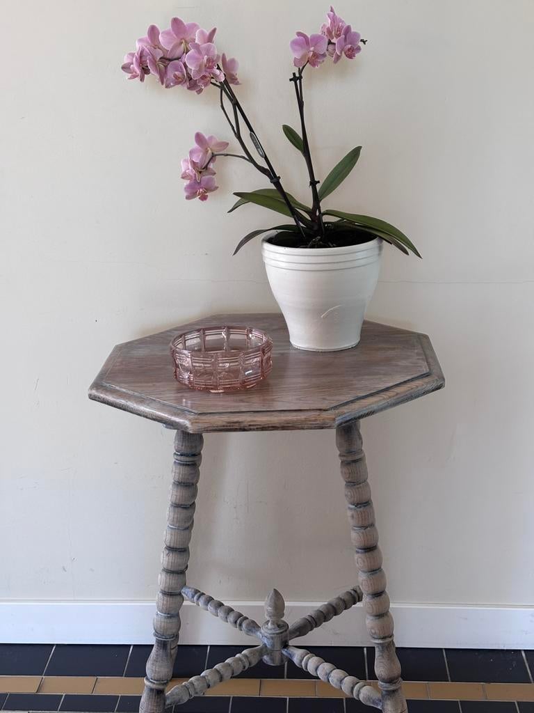 Vintage bijzettafel, antieke tafel, oude plantentafel, Ophalen of Verzenden