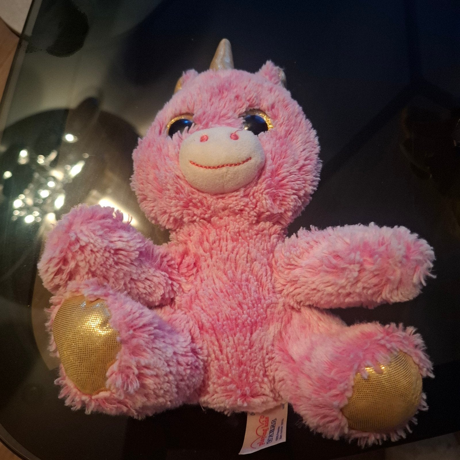 Roze eenhoorn knuffel met gouden details, Overige karakters, Ophalen of Verzenden, Zo goed als nieuw, Middelgroot (20 tot 80 cm)