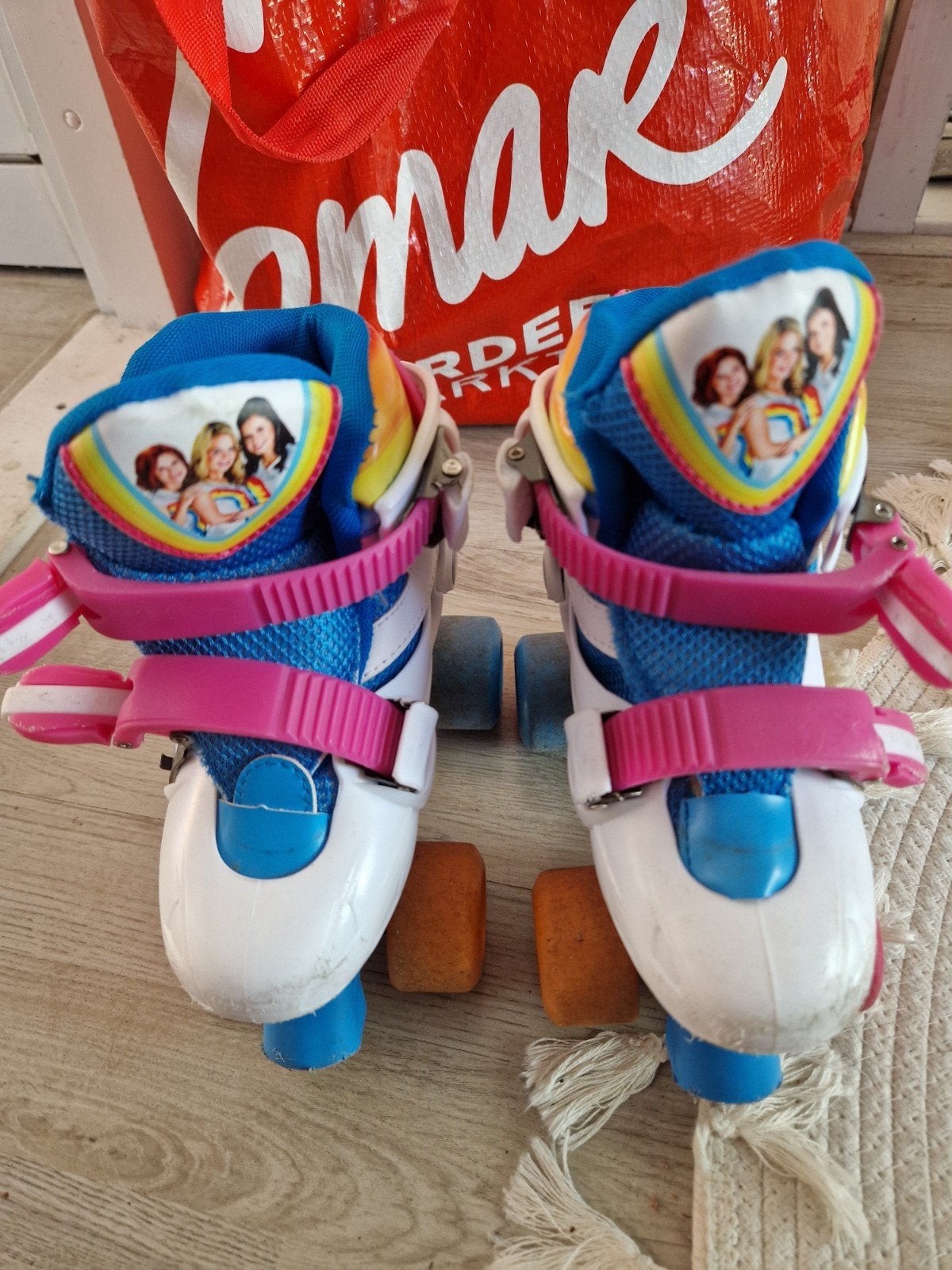 Studio 100 rolschaatsen maat 27-30 verstelbaar, Kinderen en Baby's, Speelgoed | Buiten | Rolschaatsen, Ophalen, Verstelbaar, Gebruikt