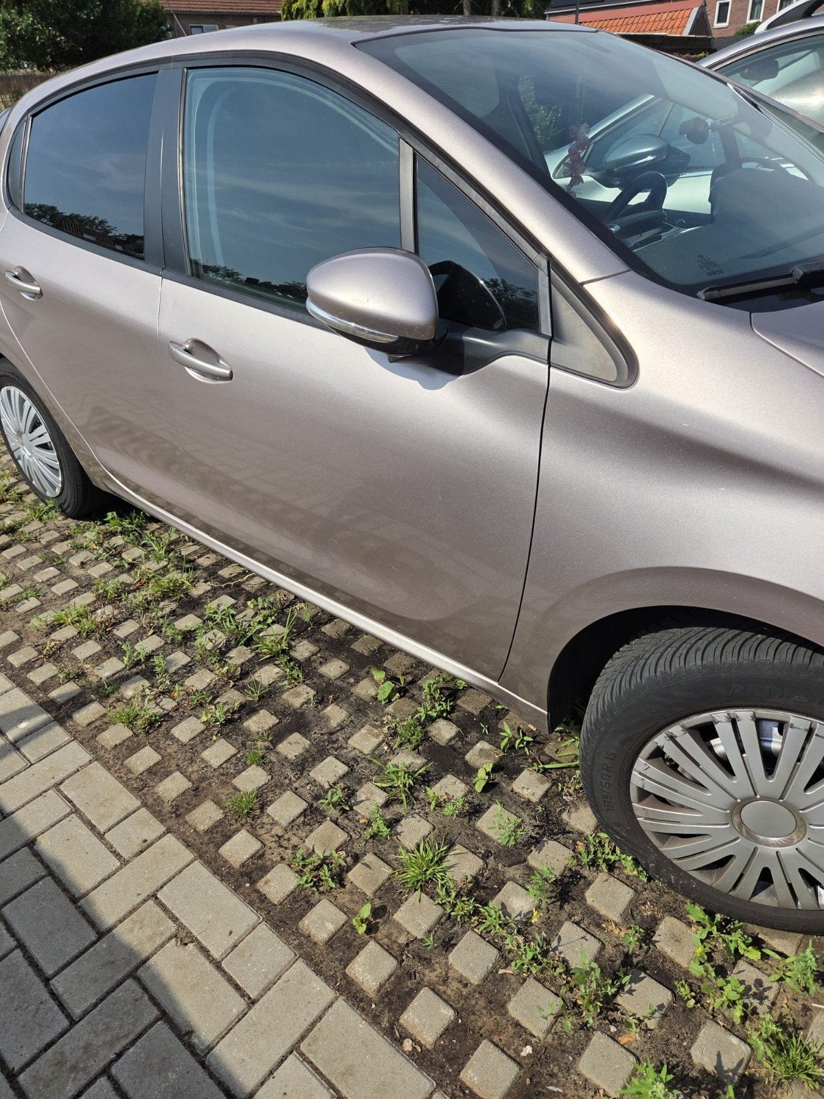 Peugeot 208 1.2 VTi 82PK 5D (102g) 2012 Grijs, Auto's, Voorwielaandrijving, Stof, 1199 cc, Cruise Control
