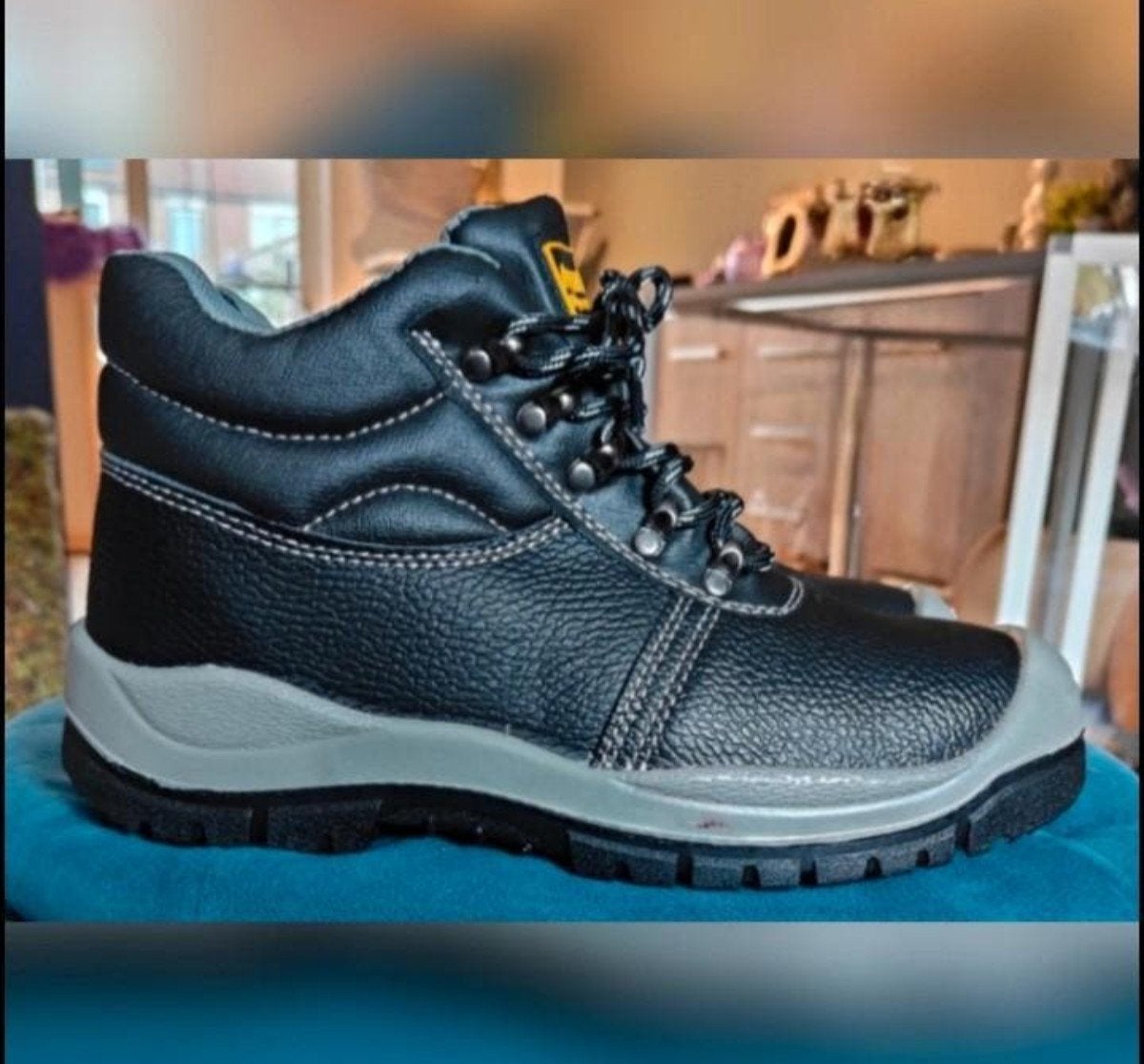 Nieuwe veiligheids/werkschoenen Satexo Rock ll S3 SRC maat 4, Ophalen of Verzenden, Nieuw