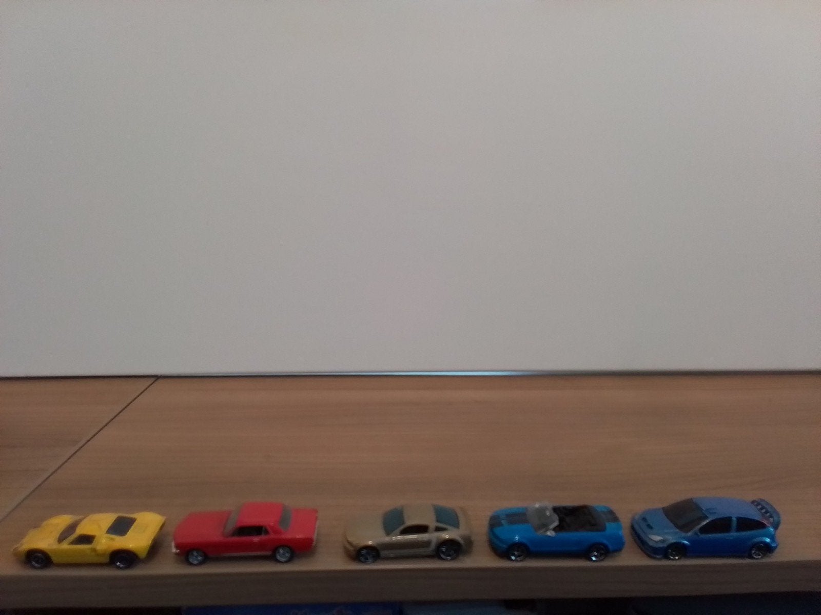 FORD Modelauto s. Schaal  1:64., Ophalen of Verzenden, Zo goed als nieuw, Auto
