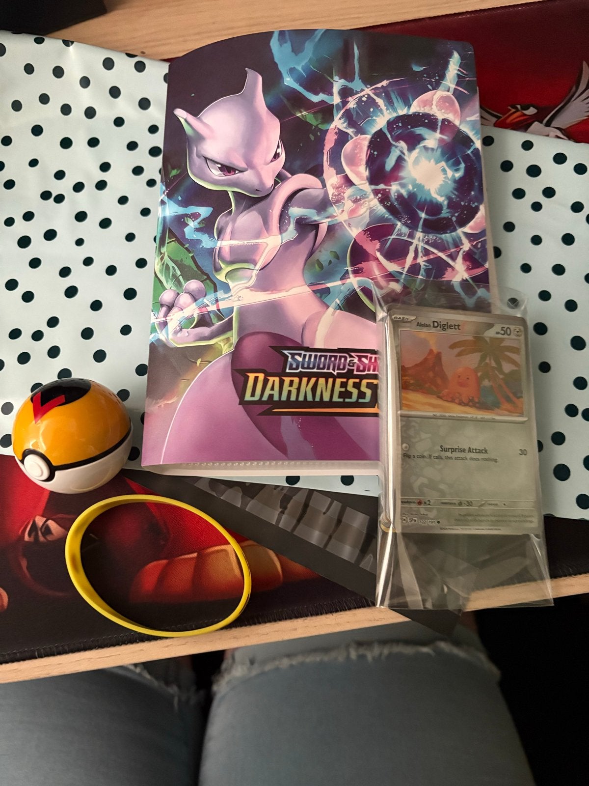 Pokémon setjes met kaarten, album en accessoires, Ophalen of Verzenden, Gebruikt, Meerdere kaarten