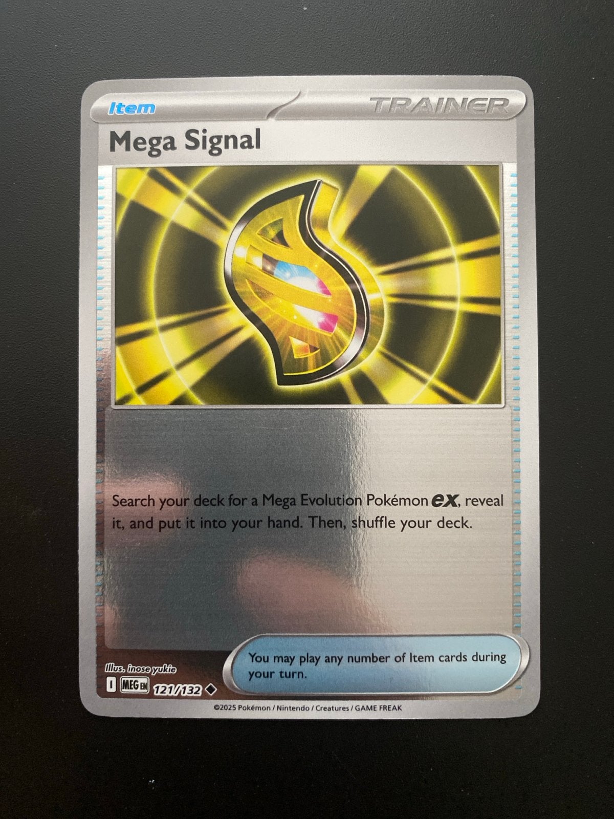 Mega Signal 121/132 Reverse Holo Mega Evolution, Ophalen of Verzenden, Zo goed als nieuw, Losse kaart, Foil