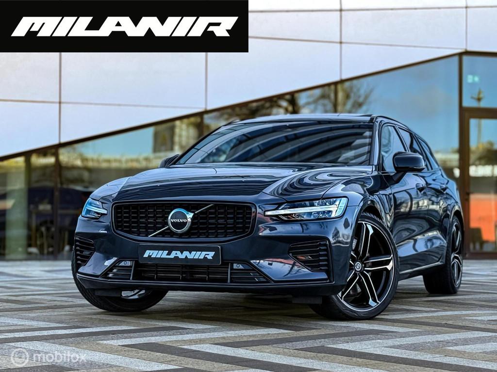 Volvo V60 2.0 T6 Plug-in hybrid AWD Plus Dark |Pano |Memory, Automaat, Gebruikt, 4 cilinders, Blauw