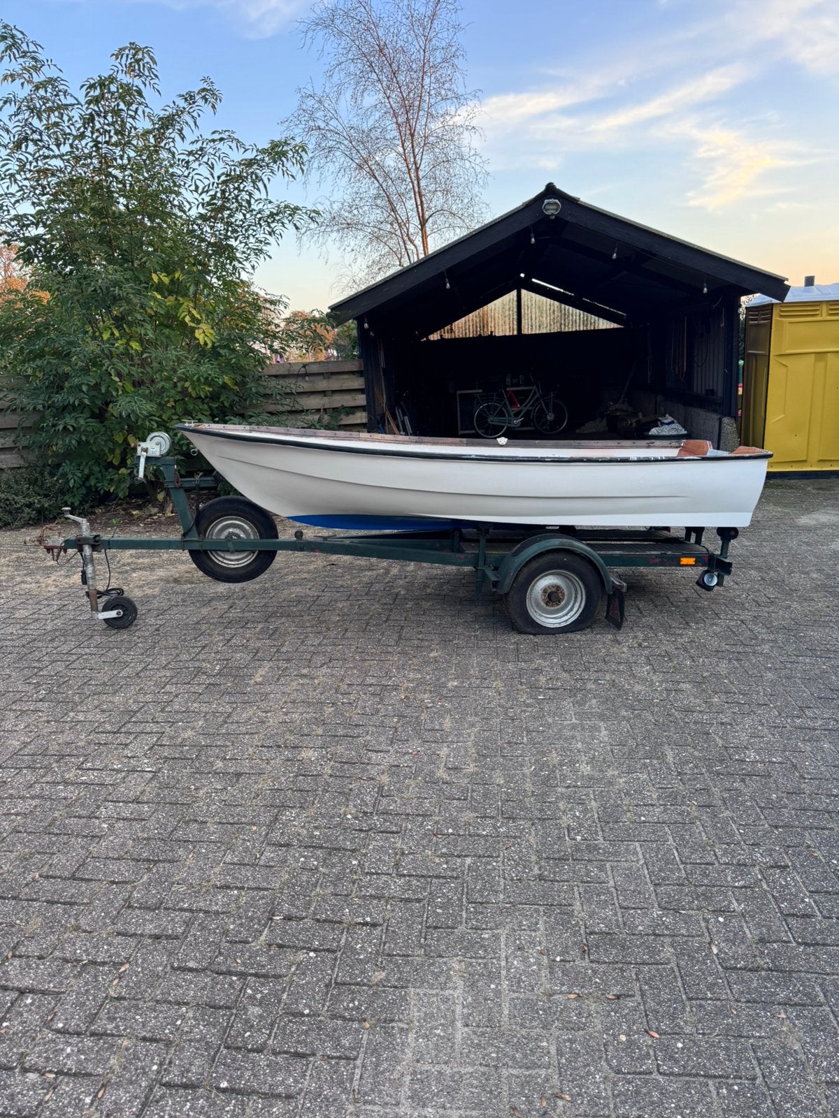 Boot + 5 PK buitenboordmotor + opknap trailer, Ophalen, Zo goed als nieuw, Buitenboordmotor