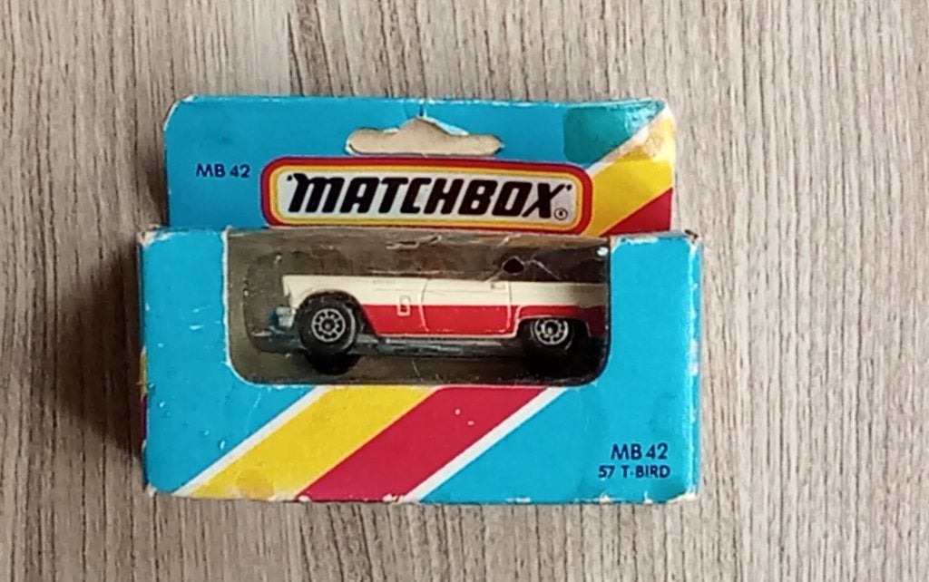Matchbox Ford Thunderbird MB-42, Ophalen of Verzenden, Nieuw, Auto