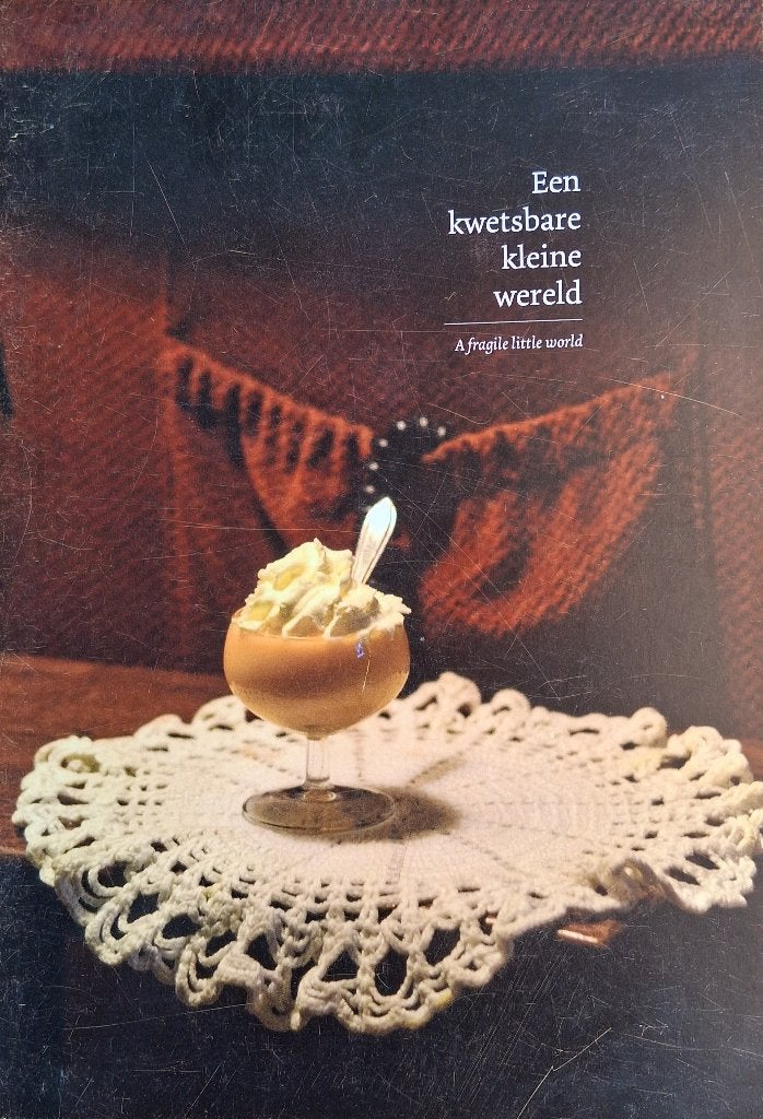 fotoboek: " Een kwetsbare kleine wereld", Isabelle Woudsma, Verzenden, Isabelle Woudsma, Gelezen, Fotografen