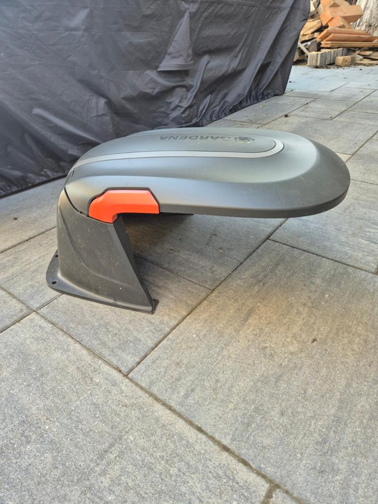 Garage voor gardena robot maaier, Ophalen of Verzenden, Minder dan 20 cm
