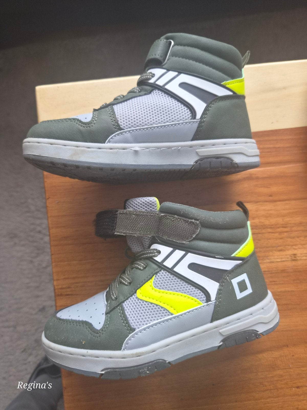 Stoere BLUEBOX sneakers maat 28 voor jongens/meisjes, Ophalen, BLUEBOX, Zo goed als nieuw, Onbekend