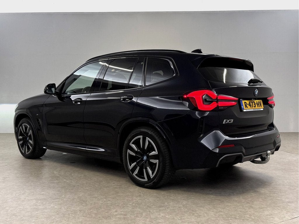 BMW iX3 Executive 80 kWh M-Sport | Snelladen | SOH 93% | Pan, Automaat, Achterwielaandrijving, 750 kg, 110 €/maand