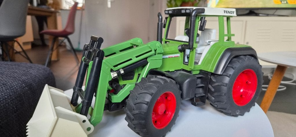 Fendt Vario Favorit 926 Tractor met voorlader - Speelgoed, Ophalen of Verzenden, Zo goed als nieuw, Tractor of Landbouw, Overige merken