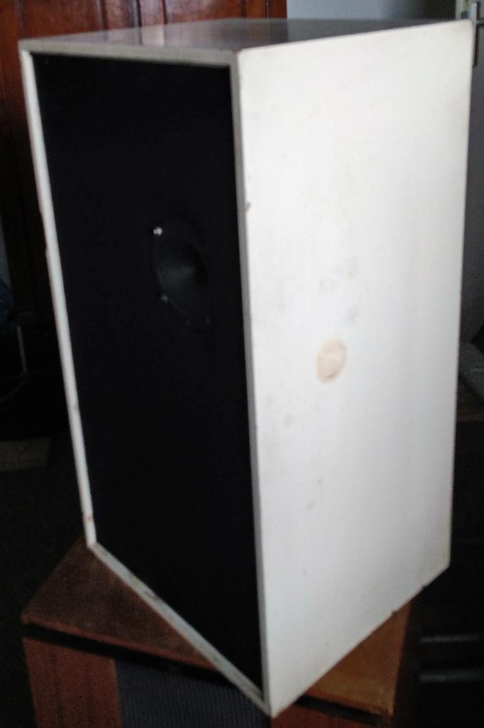 Wharfedale Glendale 3 jaren 70, 2 Luidsprekers VtG, Audio, Tv en Foto, Luidsprekers, Gebruikt, Minder dan 60 watt, Front, Rear of Stereo speakers