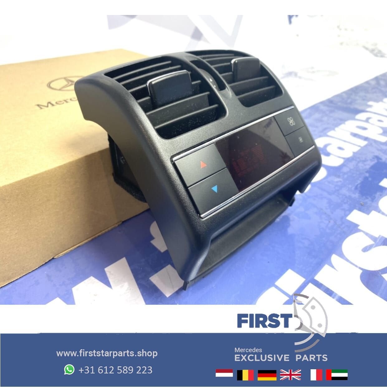 W204 DIGITALE KACHEL BEDIENING ACHTER origineel Mercedes C K, Gebruikt, -, Ophalen of Verzenden, -
