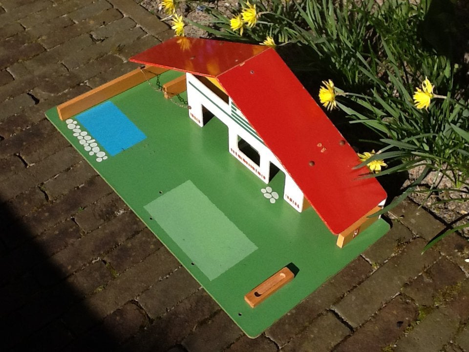 Sio Farm boerderij, Ophalen, Gebruikt