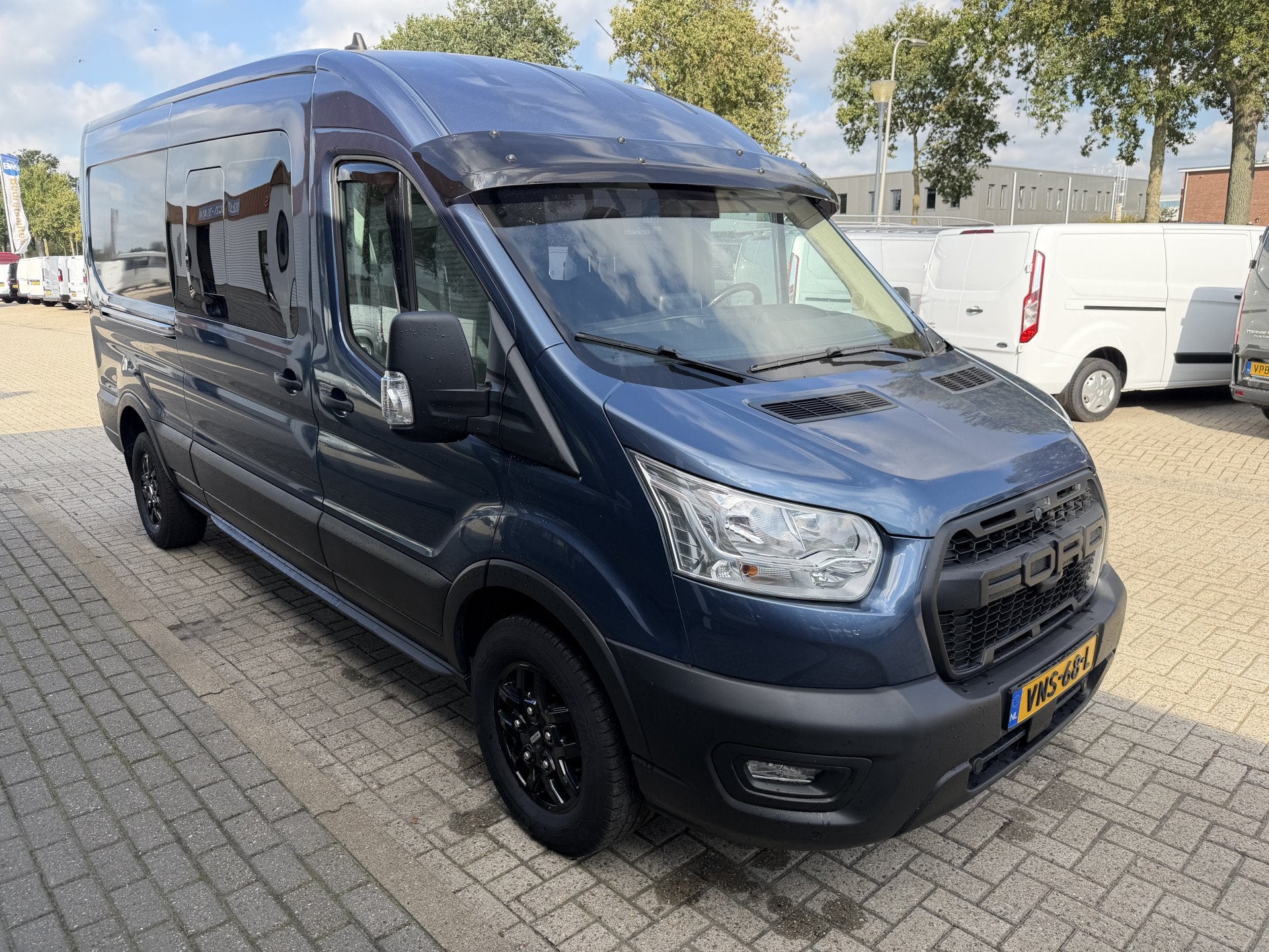 Ford Transit 350 2.0 TDCI 170pk L3H2 DC 5 persoons Trend / v, Voorwielaandrijving, 4 cilinders, Met garantie (alle), Blauw