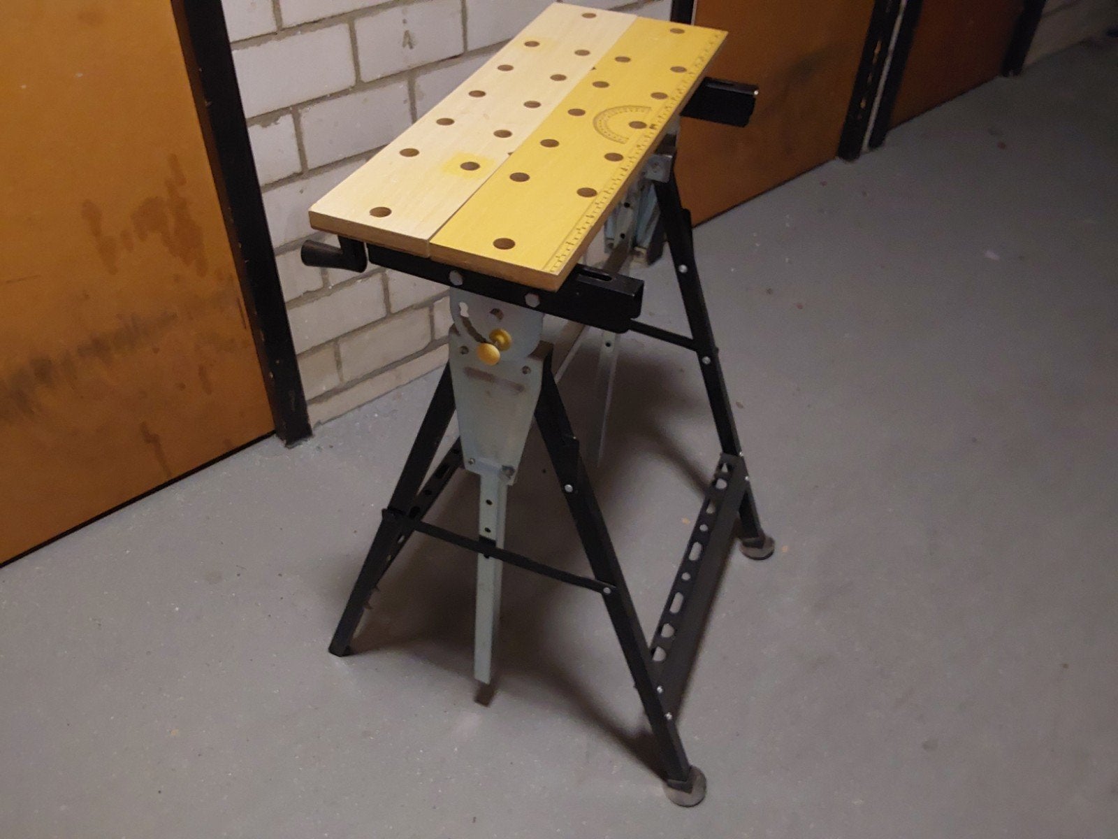 Professionele werkbank, in hoogte verstelbaar en kantelbaar, Doe-het-zelf en Verbouw, Ophalen of Verzenden, Gebruikt, 70 tot 120 cm