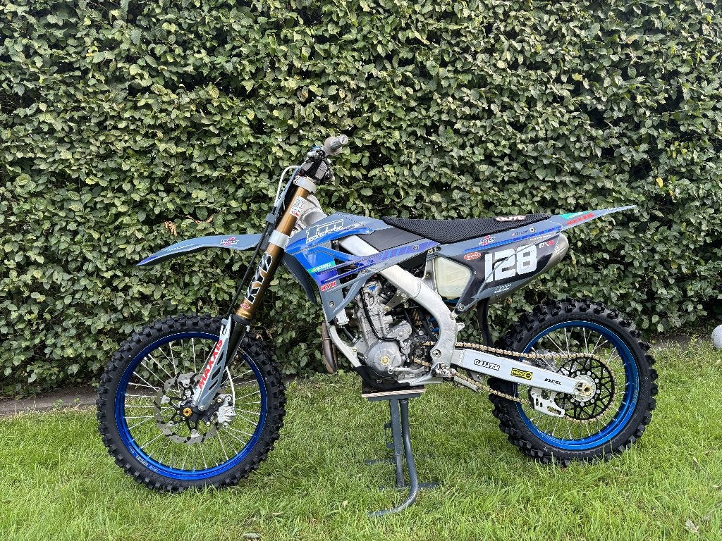 TM RACING 300 4T MX 2025 KAYABA A KIT 35 UUR NIEUWSTAAT, Motoren, 300 cc, Gebruikt, Tm, Particulier