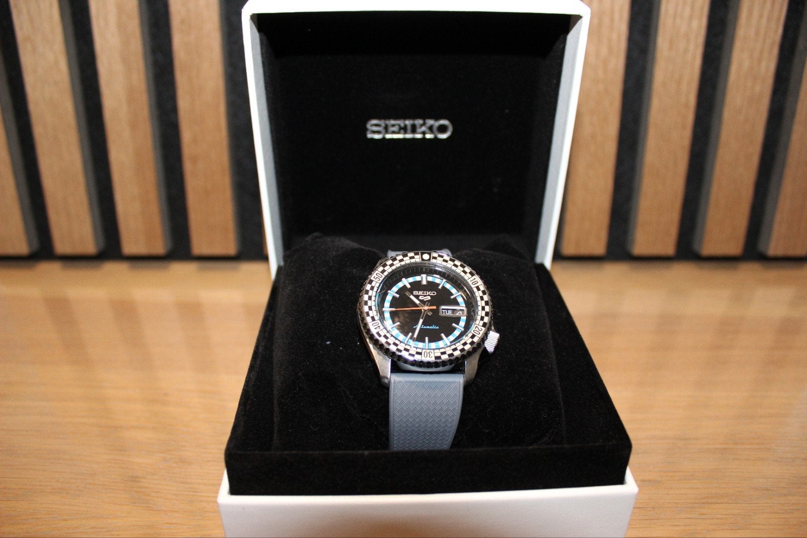 Seiko horloges, Collectie Uitdunnen!, Verzenden, Zo goed als nieuw, Staal, Seiko