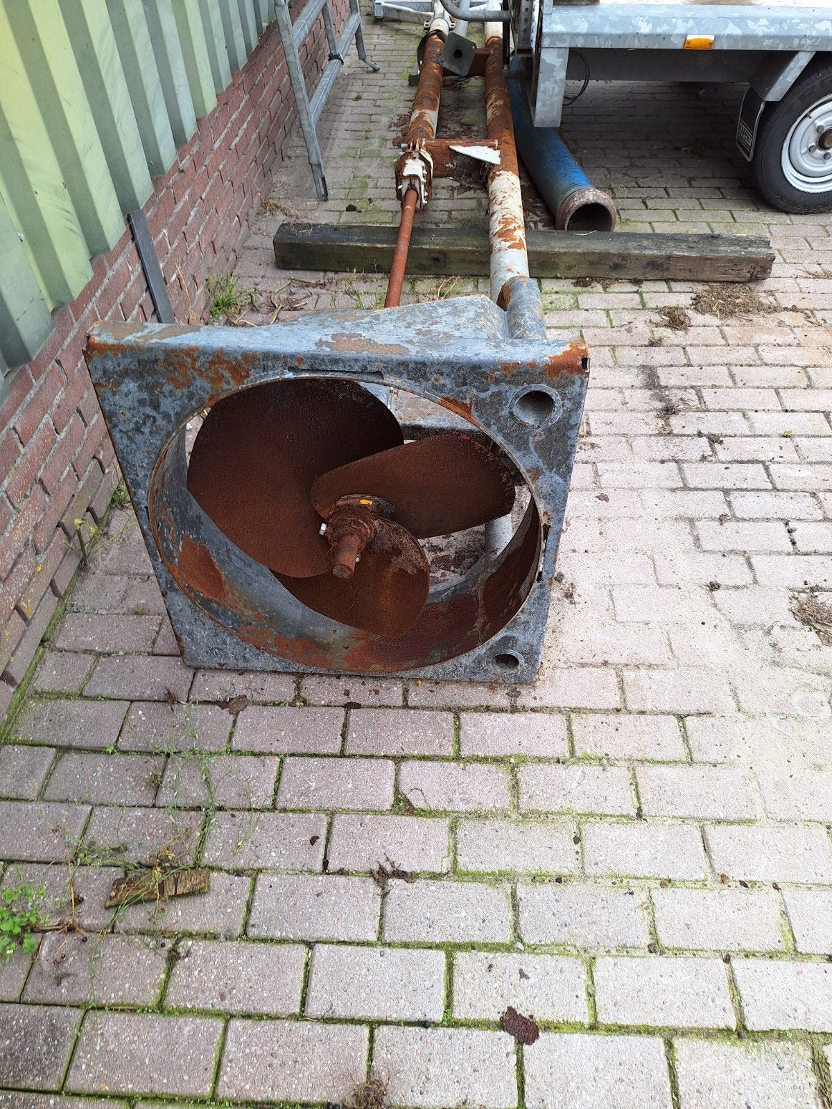 mestmixer, Dieren en Toebehoren