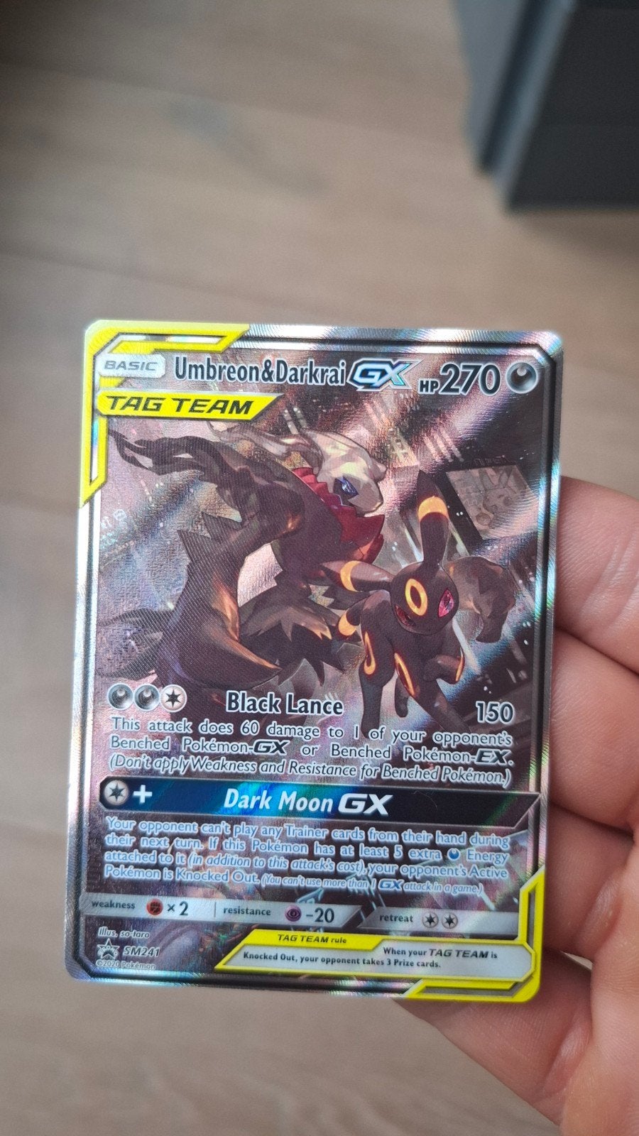 Pokémon Kaart: Umbreon & Darkrai GX TAG TEAM SM241, Ophalen of Verzenden, Zo goed als nieuw, Losse kaart, Foil
