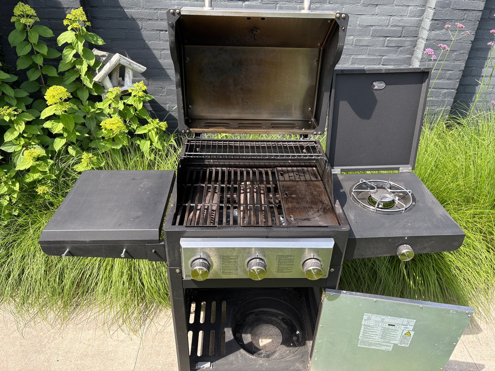 Nette A merk gasbarbeque Grandhall ivm buitenkeuken aanschaf, Ophalen, Zo goed als nieuw