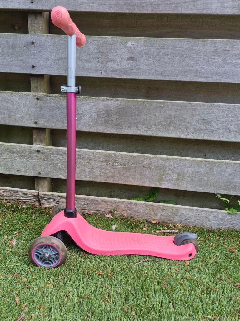 Kinder step, driewieler, roze met lichtjes, Ophalen, Gebruikt, Gewone step, Globber