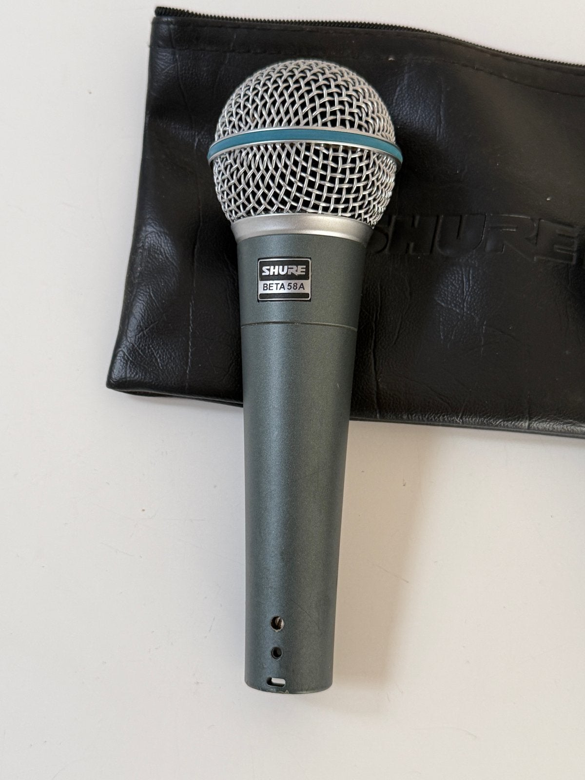 2x Shure Beta 58A microfoons met hoesje - Z.G.A.N., Ophalen, Shure, Zo goed als nieuw, Zangmicrofoon