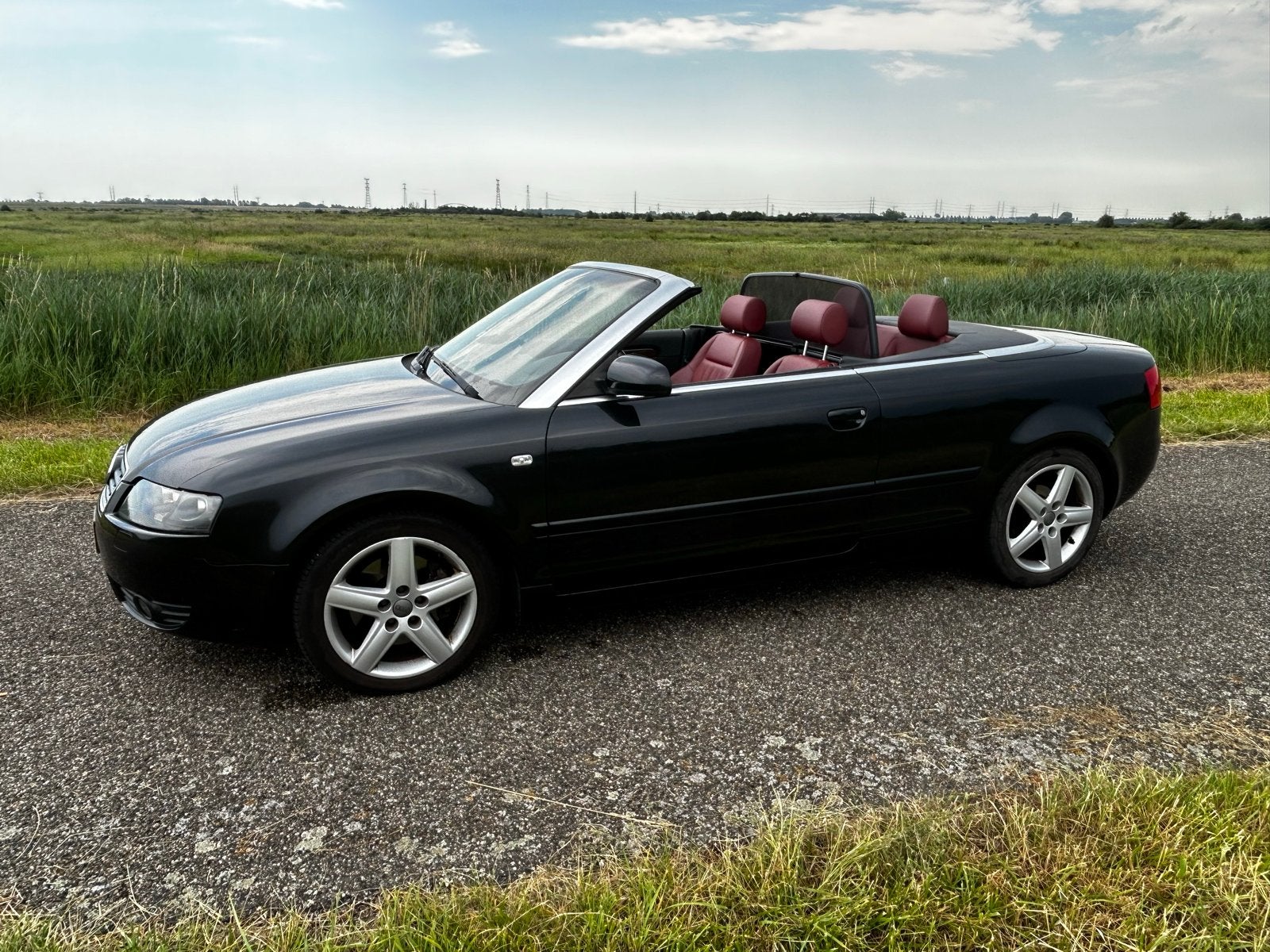 Audi A4 cabriolet V6 2.4 met roodlederen bekleding!, Auto's, Audi, Automaat, Cabriolet, A4, Zwart