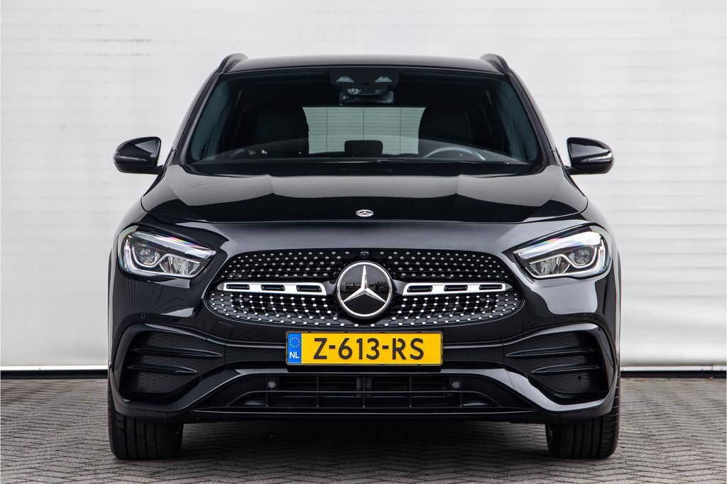 Mercedes-Benz GLA 180 AMG Nightpack, Widescreen, Distronic,, Gebruikt, 4 cilinders, Zwart, 1600 kg