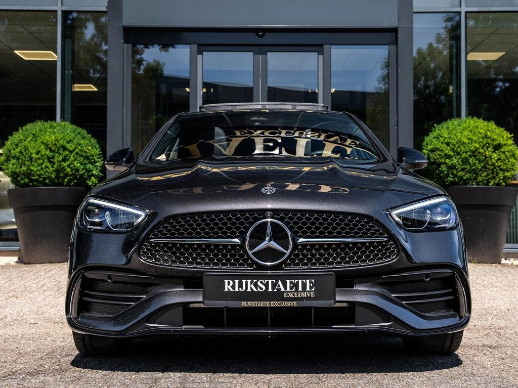 Mercedes C300e Business Solution AMG|PANO|BURMESTER|MEMORY, Auto's, Mercedes-Benz, Automaat, Euro 6, Hybride Elektrisch/Benzine