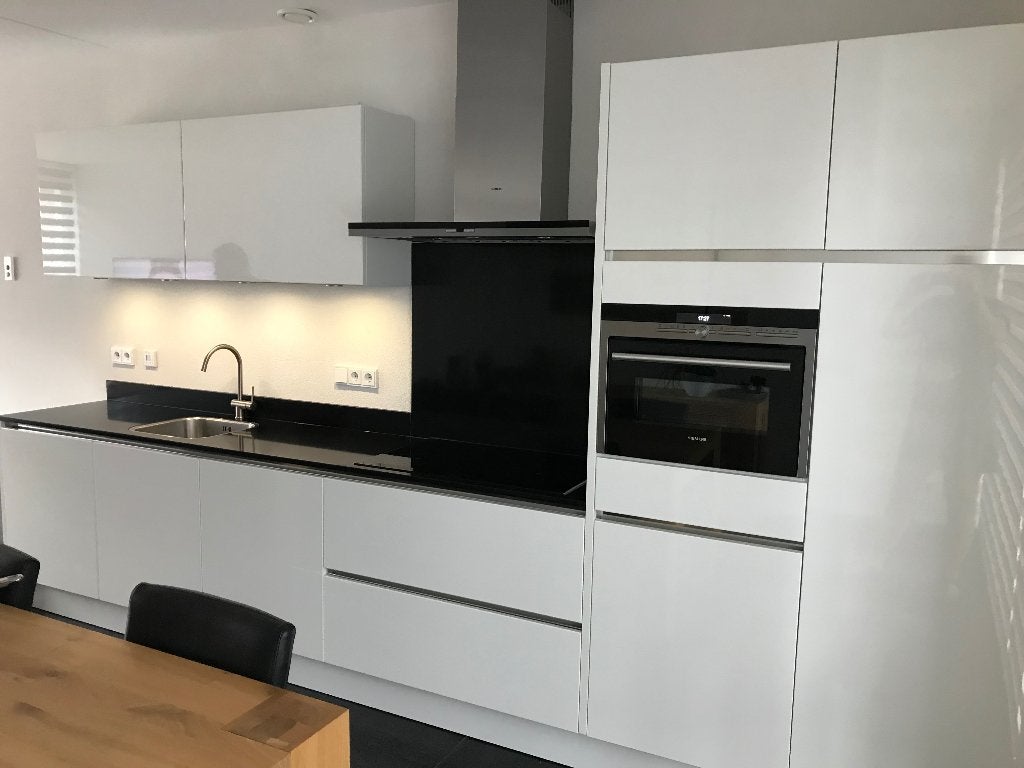 Moderne hoogglans witte keuken 4 meter – compleet met 5 app, Ophalen, Gebruikt, Wit, Enkelwandige keuken