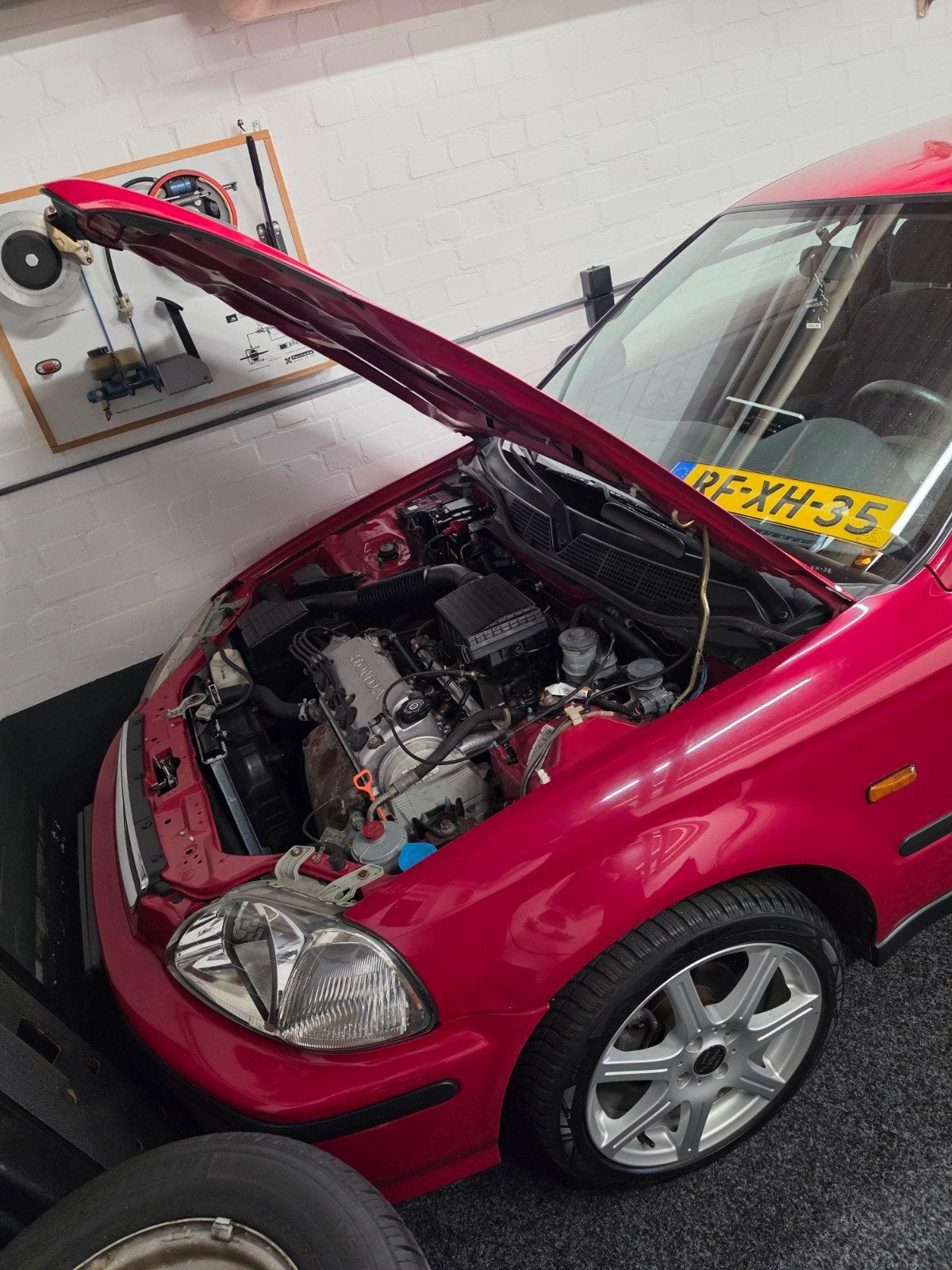 Honda Civic 1.4 I 1997 Rood, Auto's, Honda, Particulier, Civic, Benzine, Hatchback, Handgeschakeld, Origineel Nederlands, Rood