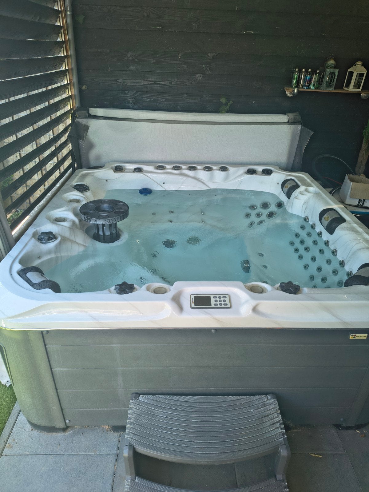 passion Spa Felicity Bubbelbad (Jacuzzi) met extra's, Ophalen, Zo goed als nieuw, Trap, Vast
