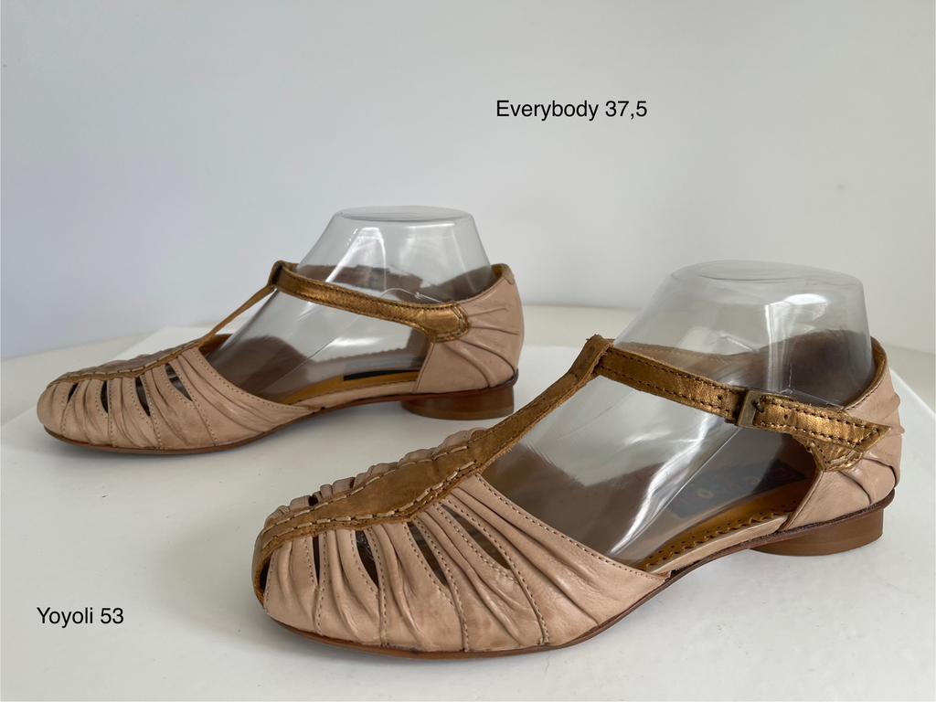 53) Everybody 37 1/2 sandalen, Kleding | Dames, Schoenen, Bruin, Zo goed als nieuw, Sandalen of Muiltjes, Ophalen of Verzenden