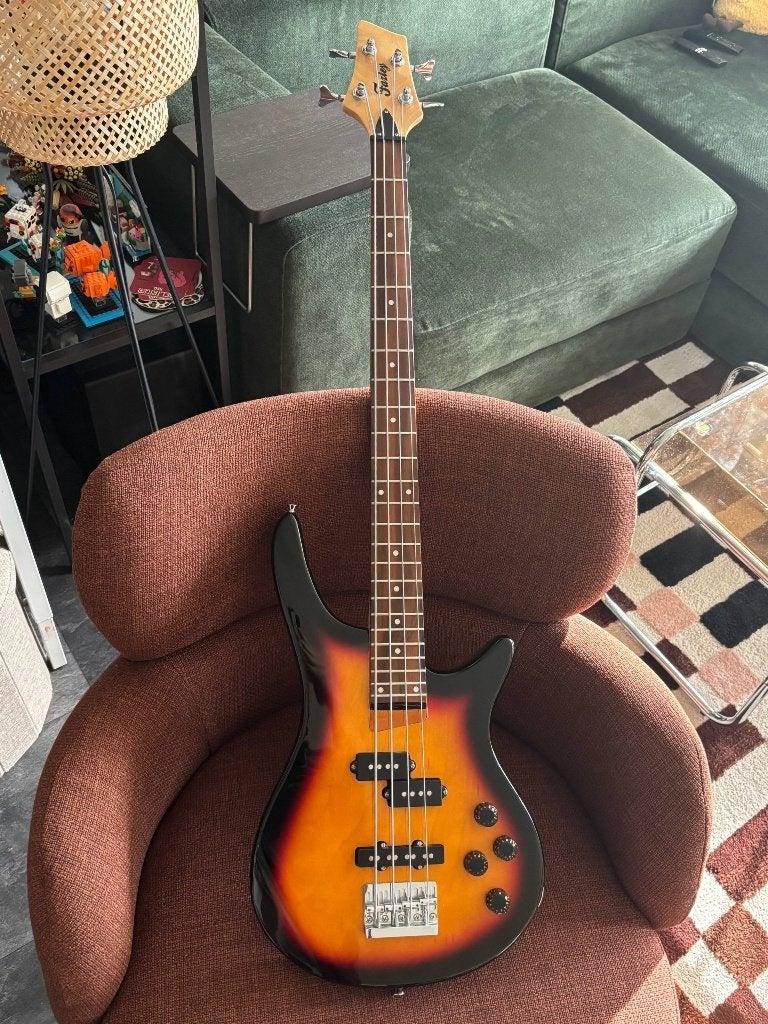 Fazley FMB411SB basgitaar, Ophalen, Zo goed als nieuw, Elektrisch