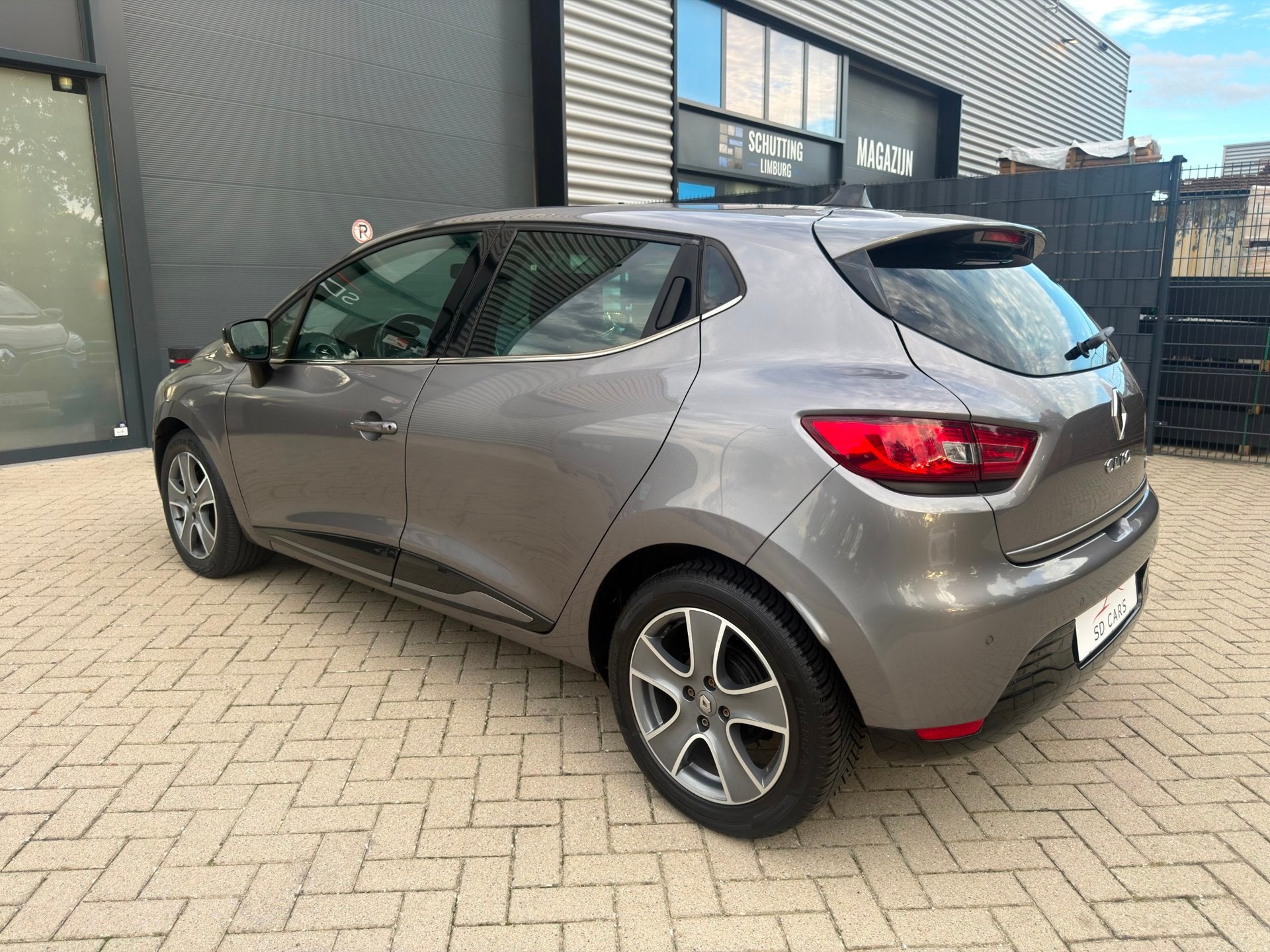 Foto 6 van Renault Clio 0.9 TCe ECO Night&Day|Airco|Navi|Cruise|APK nw