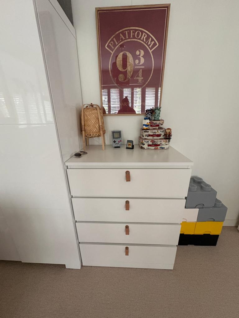 Malm ladekast 4 lades wit, Huis en Inrichting, Kasten | Ladekasten, Ophalen, Overige materialen, 50 tot 100 cm, Zo goed als nieuw