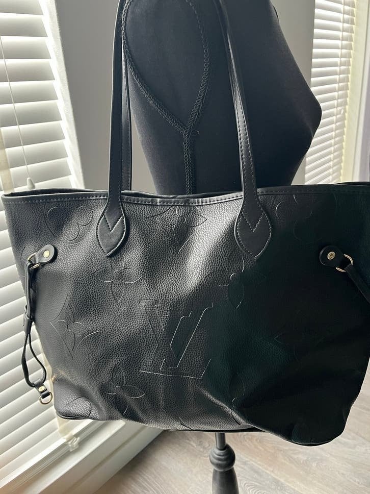 Logo tas Neverfull MM Zwart., Sieraden, Tassen en Uiterlijk, Ophalen of Verzenden, Zo goed als nieuw, Zwart, Shopper
