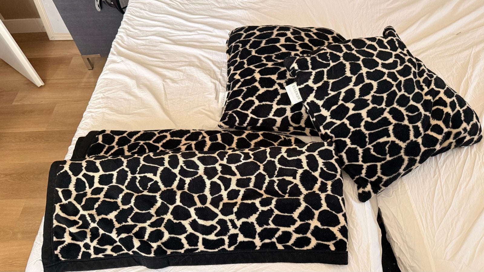 Essenza kussens en kleed met giraffe print, Overige merken, Meerkleurig, Met print, Vierkant